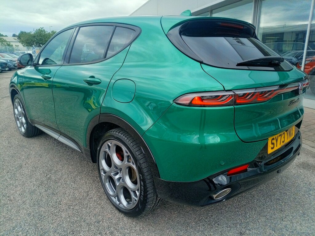 Alfa Romeo Tonale 1.3 Vgt Speciale Plug-in Hybrid Q4 Awd Green #6