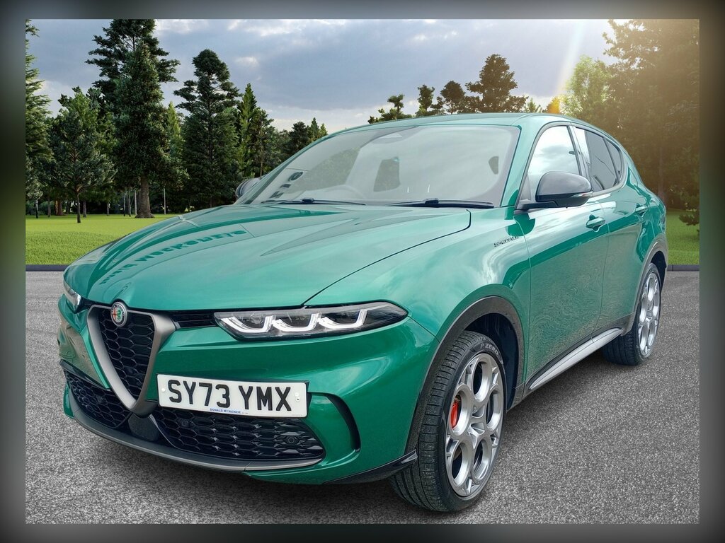 Alfa Romeo Tonale 1.3 Vgt Speciale Plug-in Hybrid Q4 Awd Green