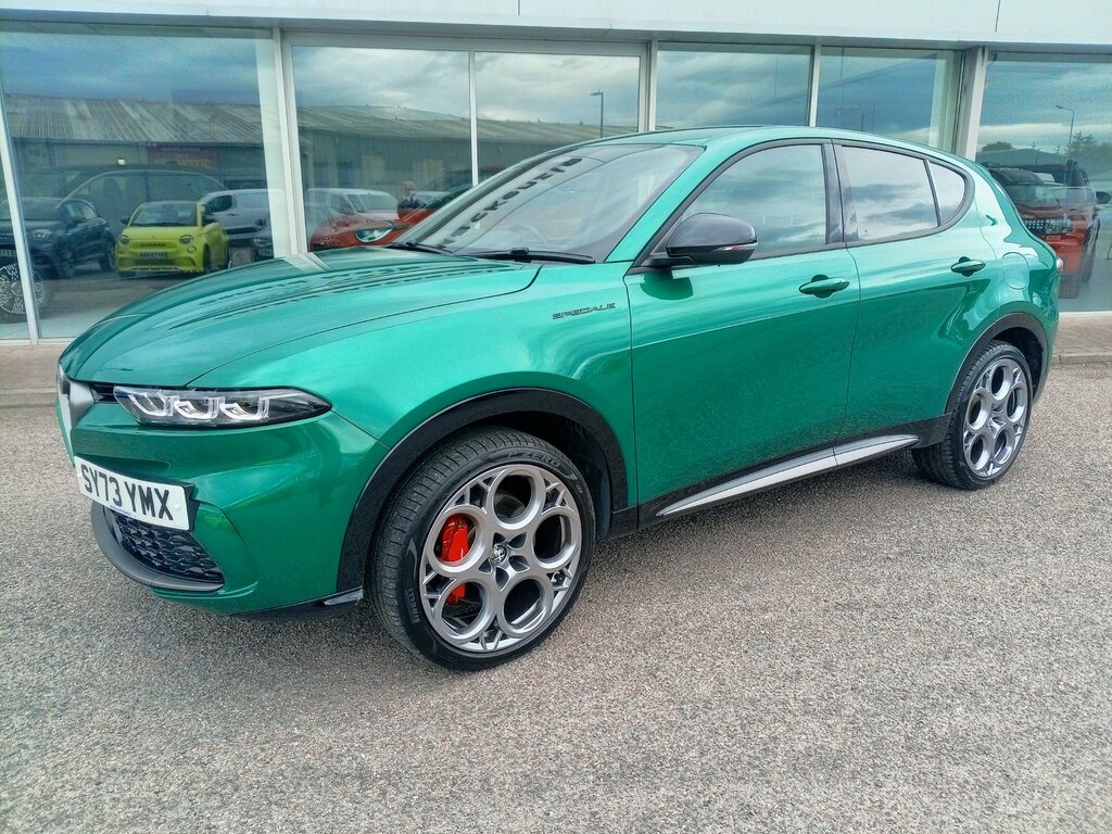 Alfa Romeo Tonale 1.3 Vgt Speciale Plug-in Hybrid Q4 Awd Green #5