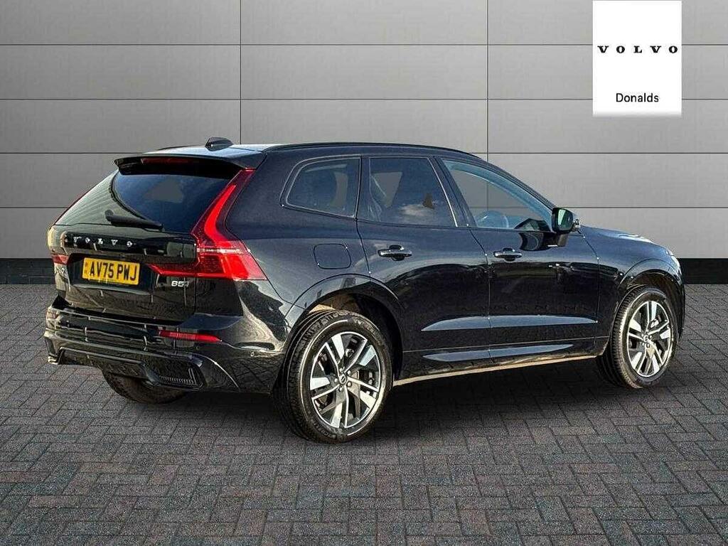 Volvo XC60 Plus B5 Awd Mild Hybrid Dark AV75PWJ Black #4