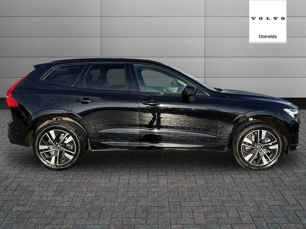 Volvo XC60 Plus B5 Awd Mild Hybrid Dark AV75PWJ Black #3