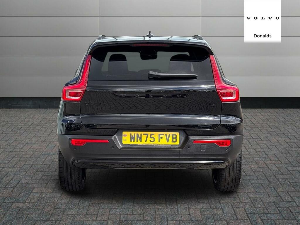 Volvo XC40 Black Edition Plus B4 Mild Hybrid WN75FVB Black #4