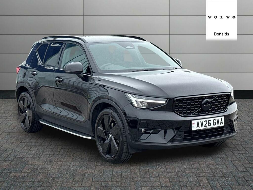 Volvo XC40 Black Edition Plus B3 Mild Hybrid Black