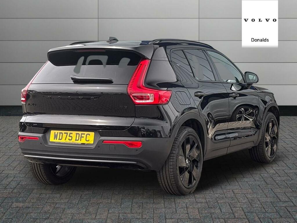 Volvo XC40 Black Edition Ultra B3 Mild Hybrid WD75DFC Black #3