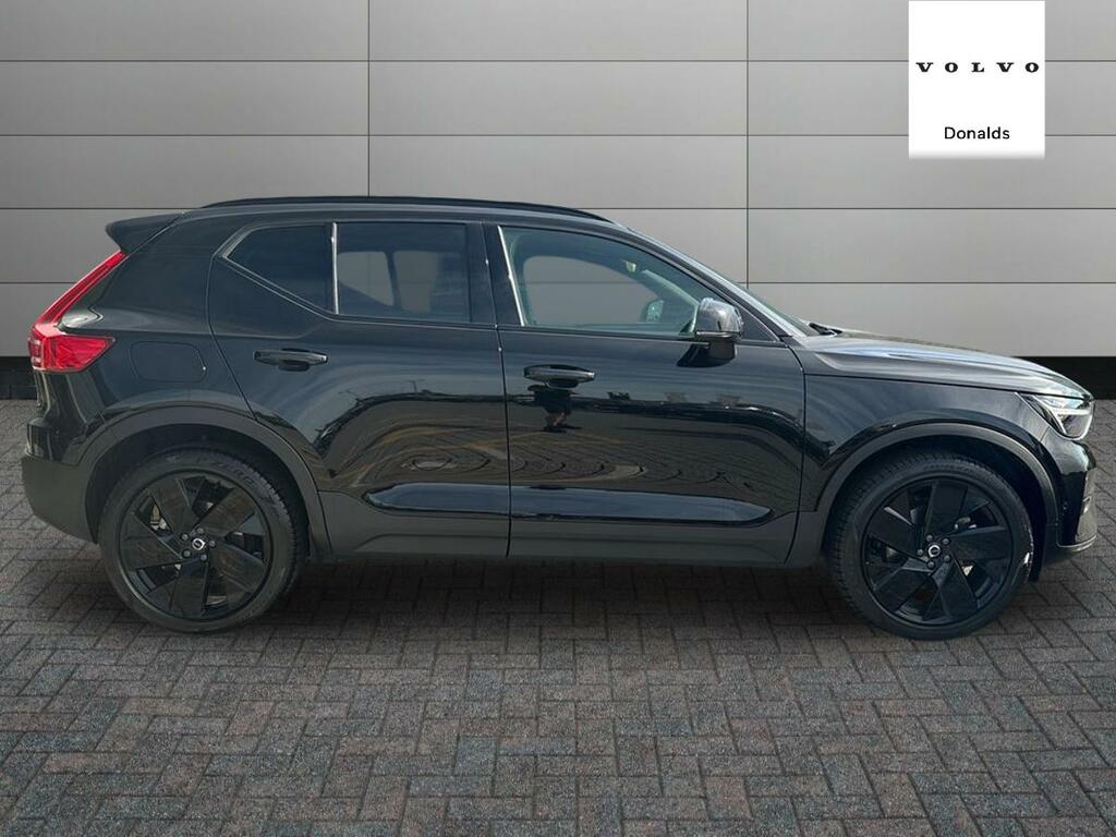 Volvo XC40 Black Edition Ultra B4 Mild Hybrid WD75DHN Black #2