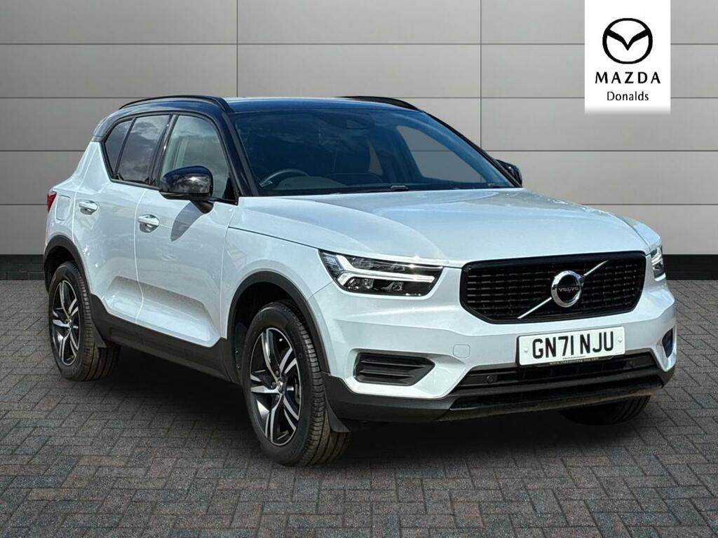 Volvo XC40 2.0 B4 Mhev Plus Dct Awd Euro 6 Ss Silver