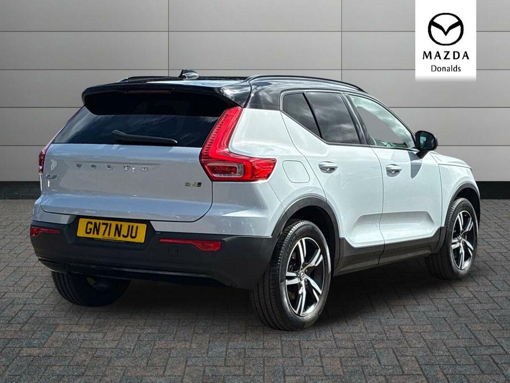 Volvo XC40 2.0 B4 Mhev Plus Dct Awd Euro 6 Ss GN71NJU Silver #3