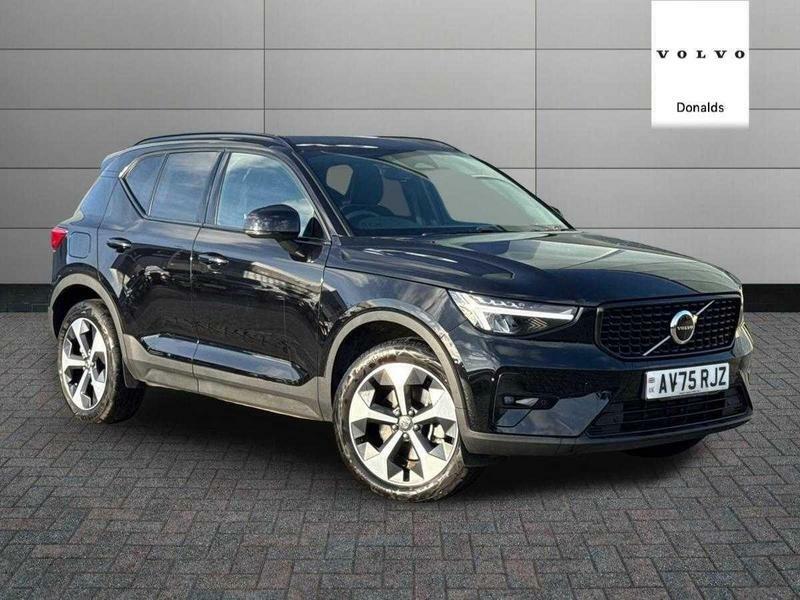 Volvo XC40 2.0 B4 Mhev Plus Dark Dct Euro 6 Ss Black