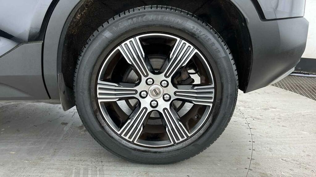 Volvo XC40 Inscription T3 NA22FOV Black #4