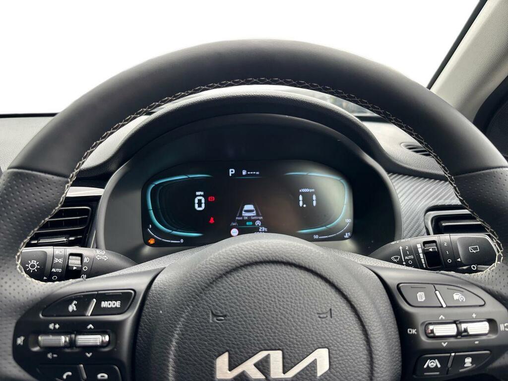 Kia Stonic 2 Black #13