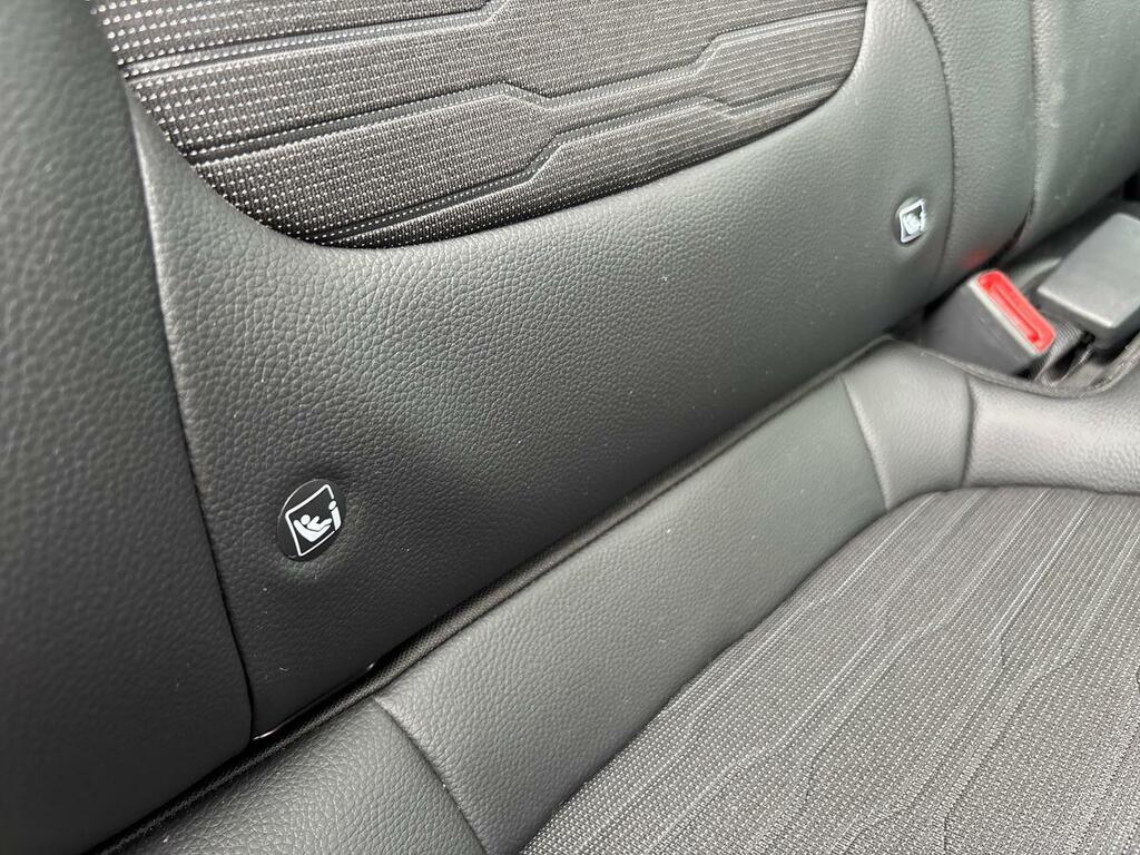 Kia Stonic 2 Black #26