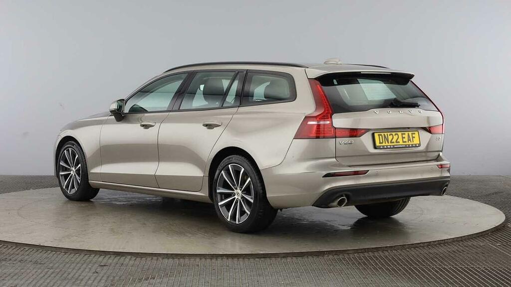 Volvo V60 Momentum B3 Mild Hybrid DN22EAF Grey #3