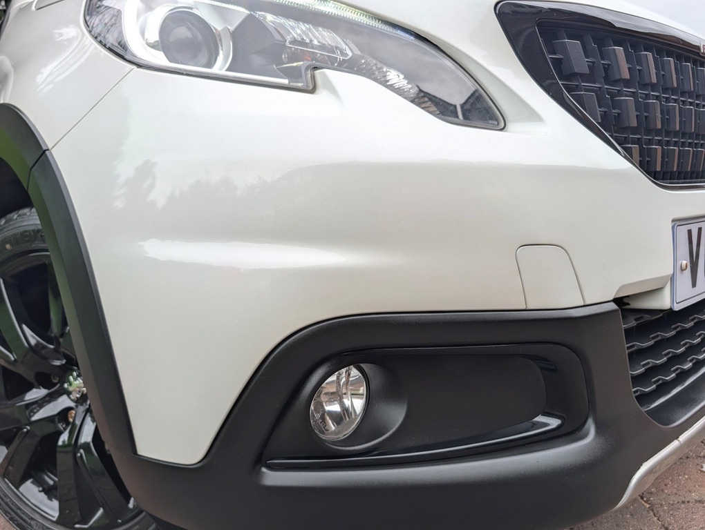 Peugeot 2008 1.2 Puretech Gt Line VU68XOK White #3