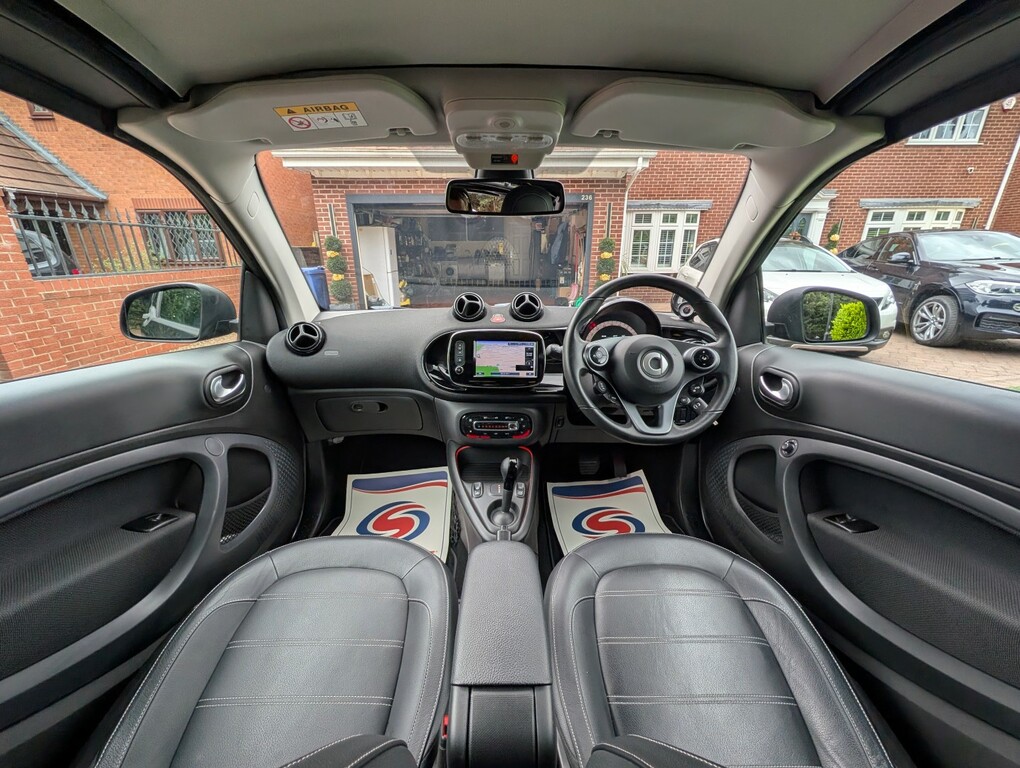 Smart Fortwo Cabrio 17.6Kwh Prime Exclusive Cabriolet Black #6