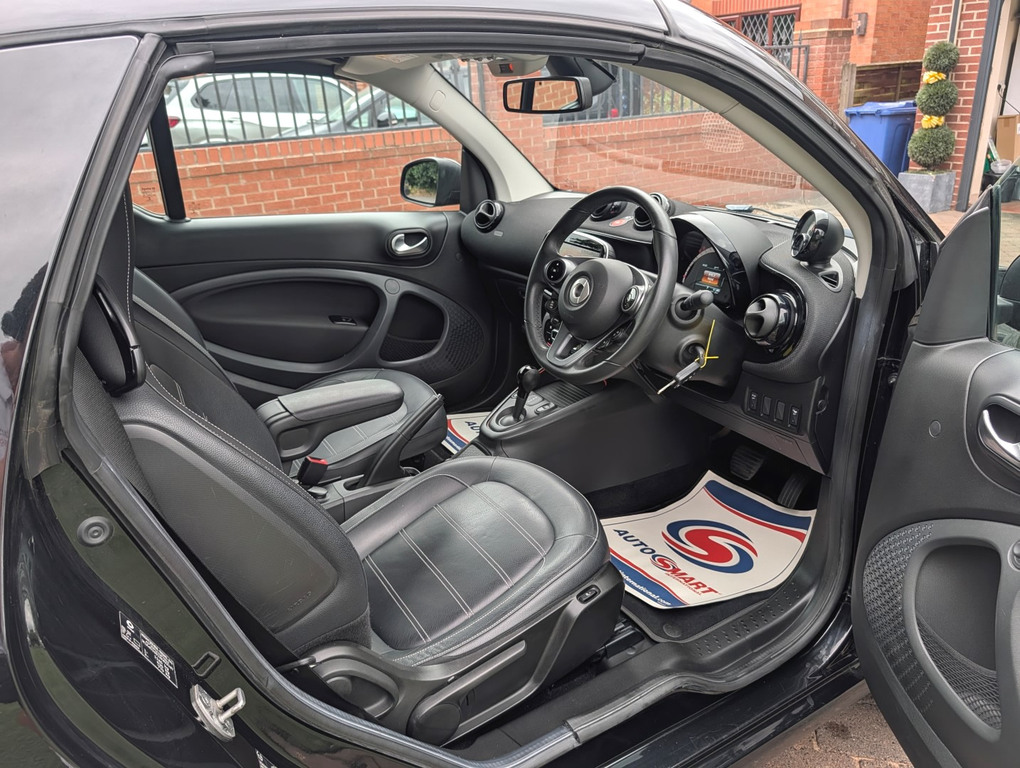 Smart Fortwo Cabrio Pulse Premium White #10