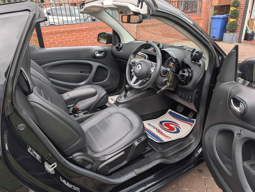 Smart Fortwo Cabrio Pulse Premium White #8
