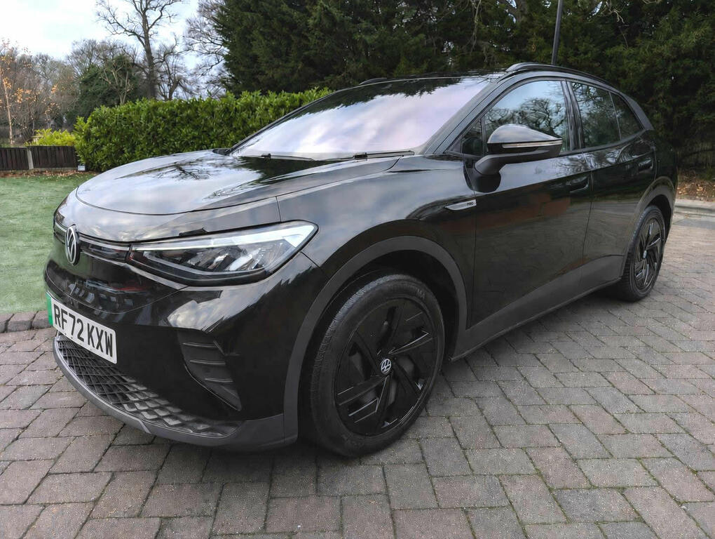 Volkswagen ID.4 Pro 77Kwh Life Black #6