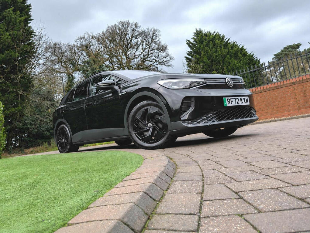 Volkswagen ID.4 Pro 77Kwh Life Black #5