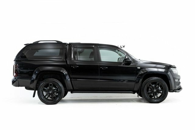 Volkswagen Amarok 2019 3.0 Tdi V6 Highline Pickup Double Cab Die SA69DZF Black #4