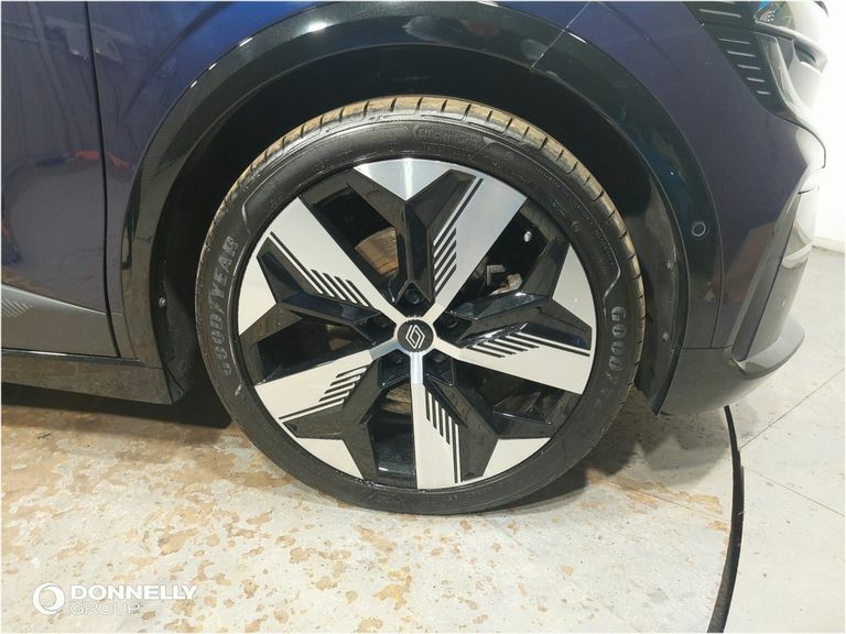 Renault Megane E-Tech Comfort Range 60Kwh Iconic... 2025 25 White #7