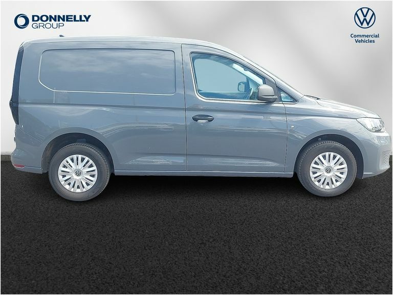 Volkswagen Caddy 2.0 Tdi 122Ps Commerce Pro Van Dsg Black #4