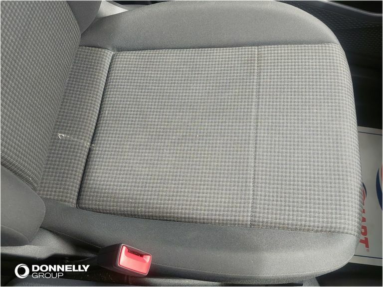 Volkswagen Caddy 2.0 Tdi 122Ps Commerce Pro Van Dsg Black #16