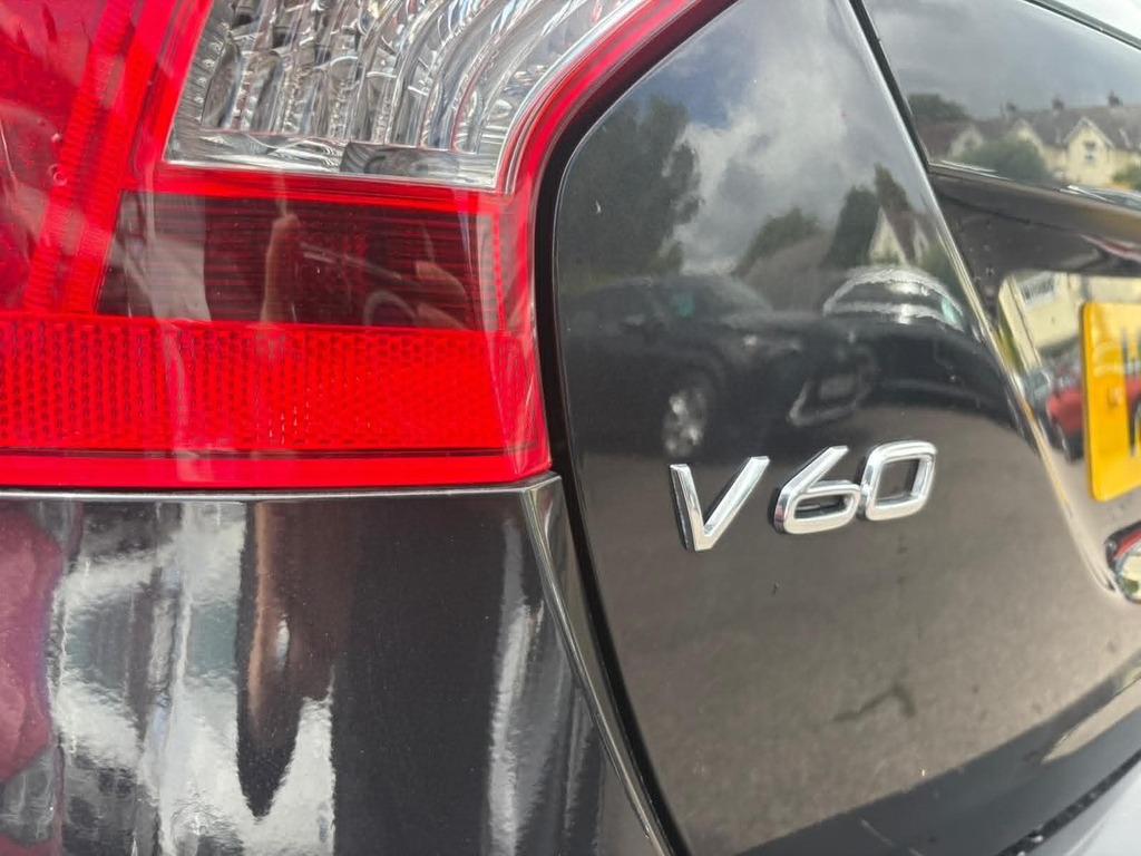 Volvo V60 Se Lux T4 Black #4