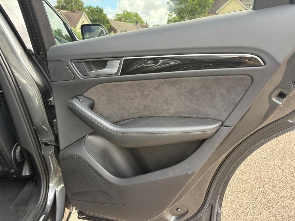 Audi Q5 2.0 Tdi S Grey #2