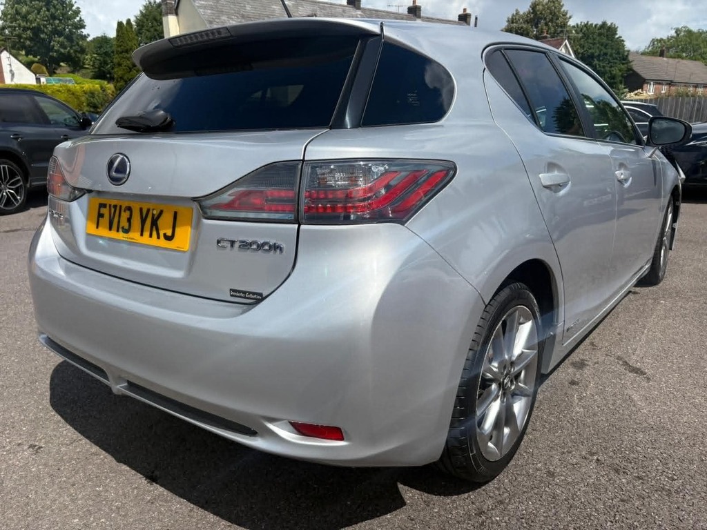 Lexus CT 200H 1.8 Premier Cvt Blue #30