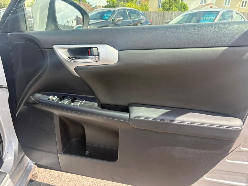 Lexus CT 200H 1.8 Premier Cvt Blue #17
