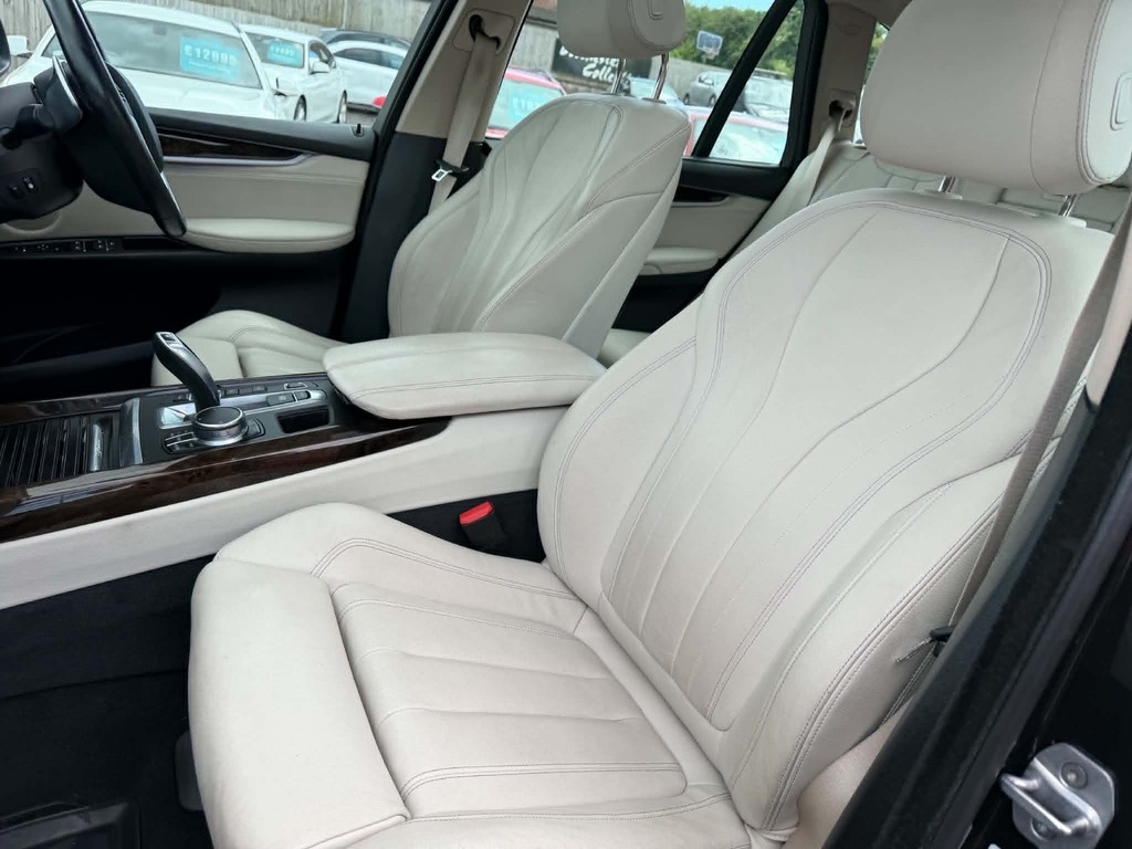 BMW X5 Estate Black #36