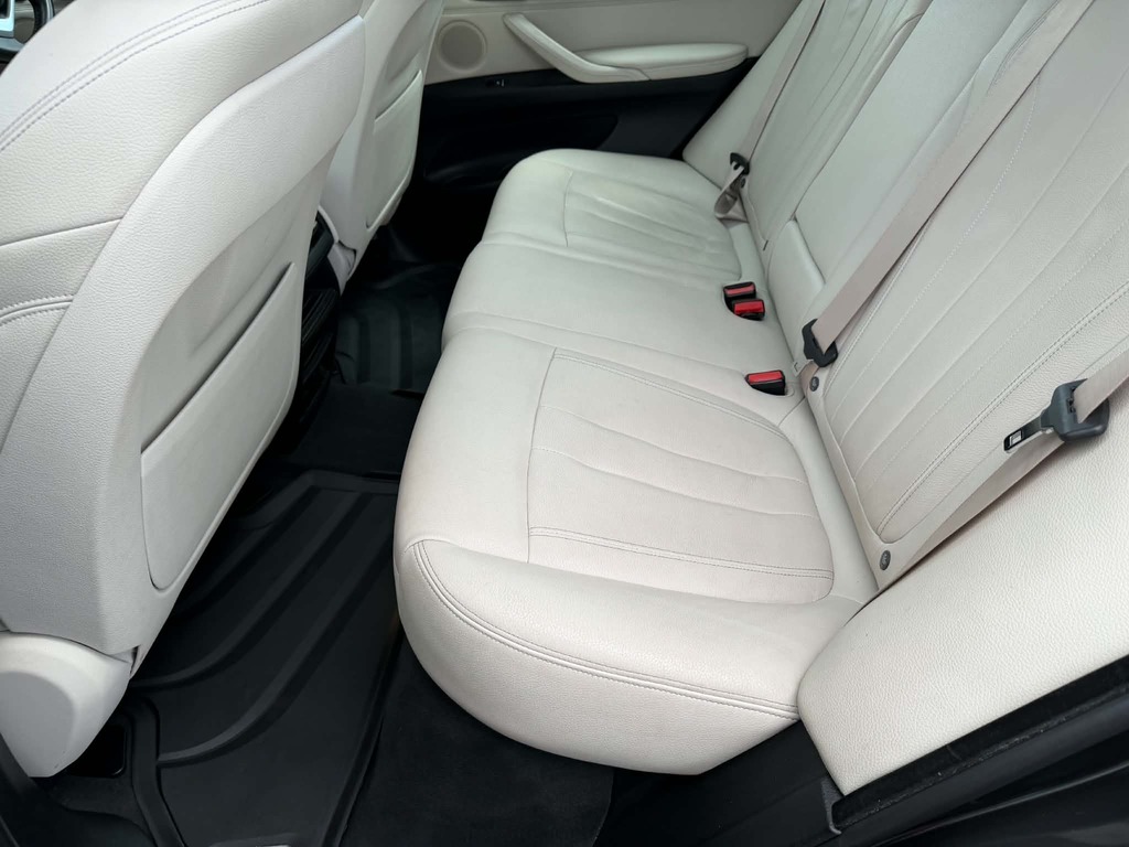 BMW X5 Estate Black #13
