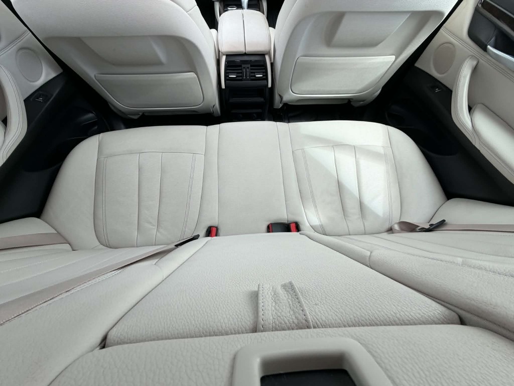 BMW X5 Estate Black #19