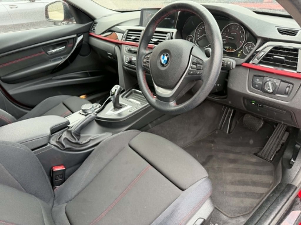 BMW 3 Series 2.0 320D Blueperformance M Blue #18