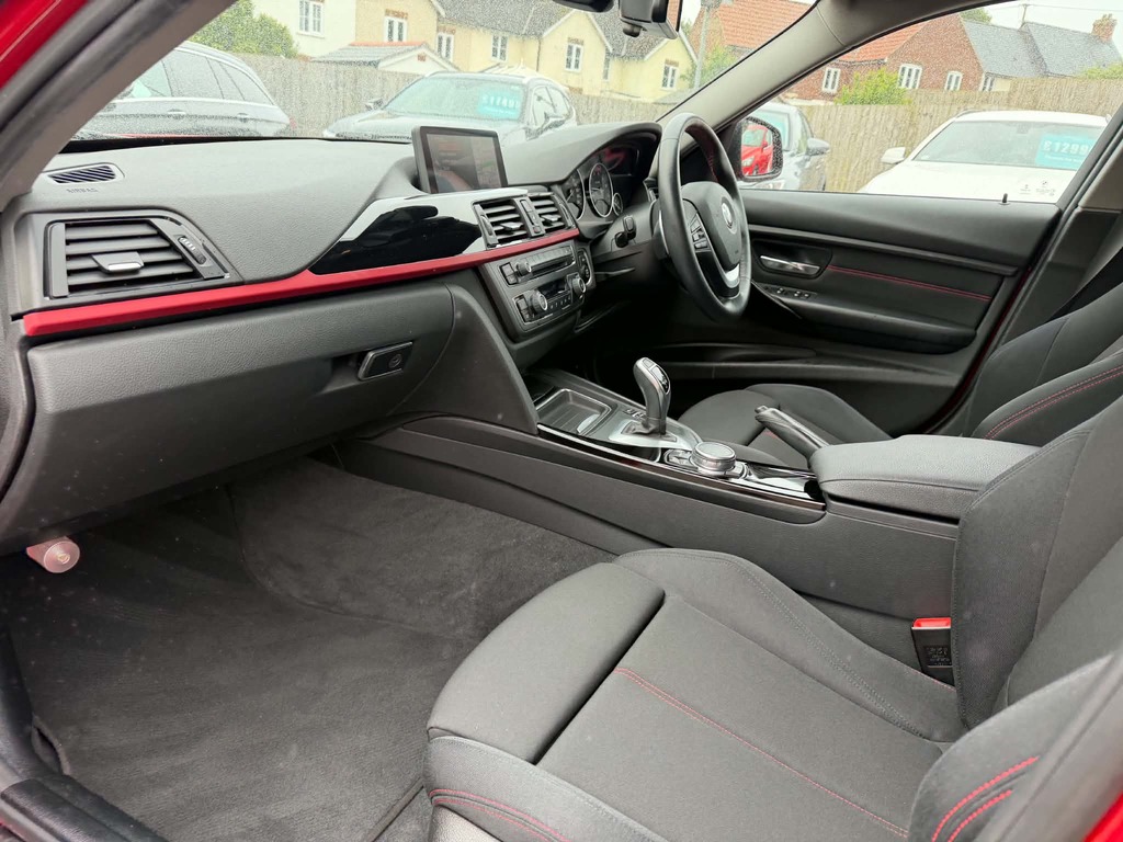 BMW 3 Series 2.0 320D Blueperformance M Blue #35