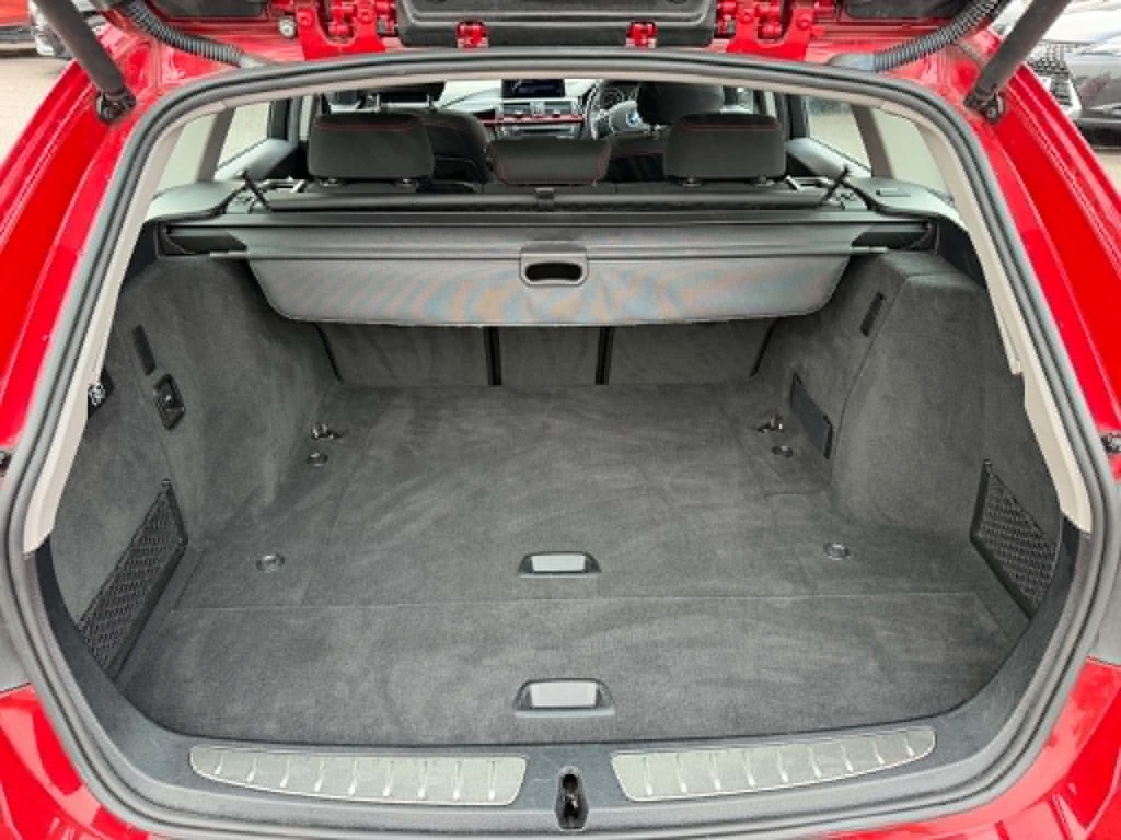 BMW 3 Series 2.0 320D Blueperformance M Blue #37