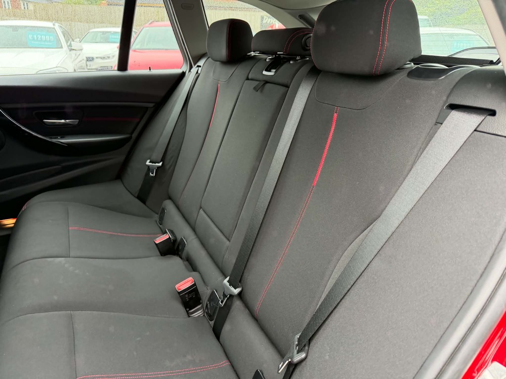 BMW 3 Series 2.0 320D Blueperformance M Blue #4