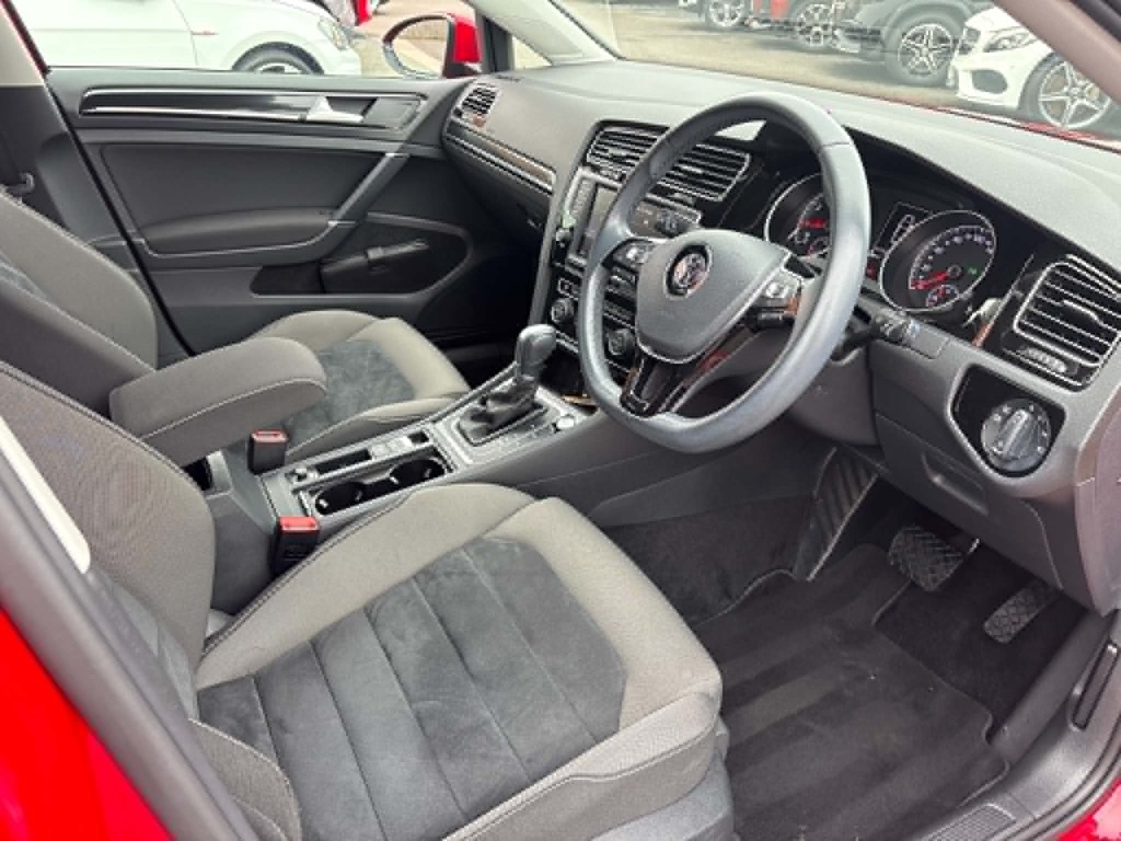 Volkswagen Golf Gt 12 495 Red #2