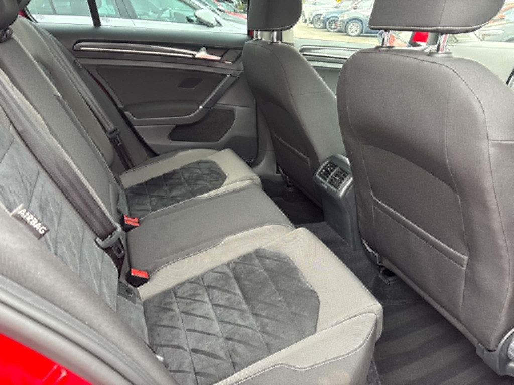 Volkswagen Golf Gt 12 495 Red #3