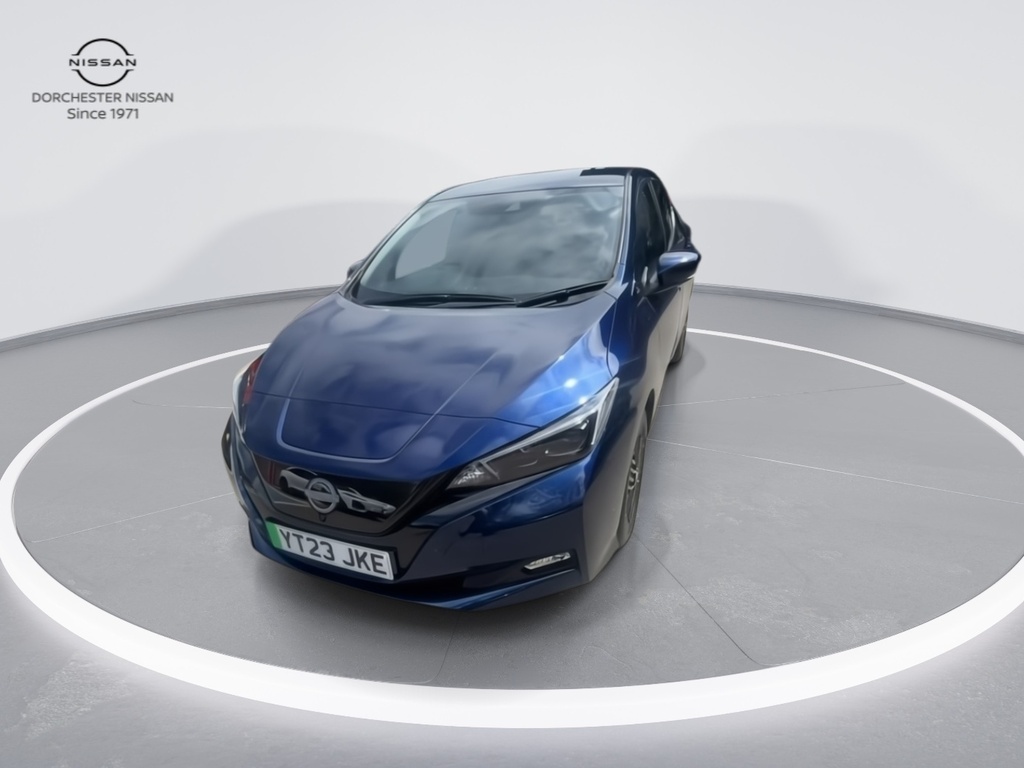 Nissan Leaf 39Kwh Tekna Hatchback 150 Ps Blue #3