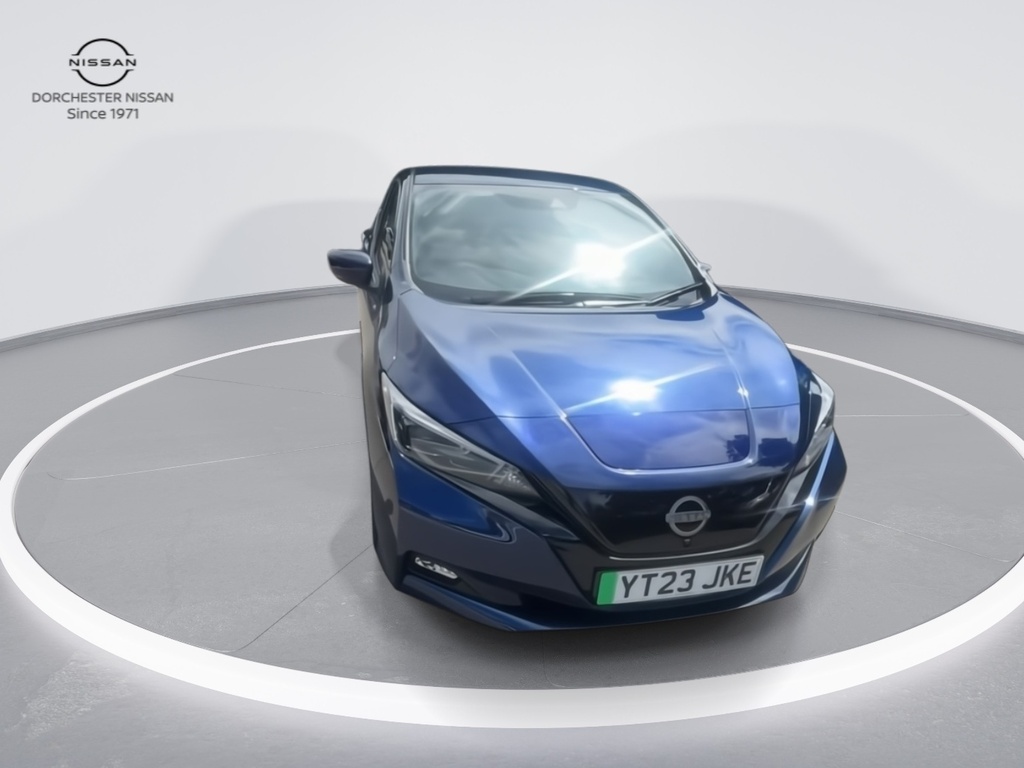 Nissan Leaf 39Kwh Tekna Hatchback 150 Ps Blue #2