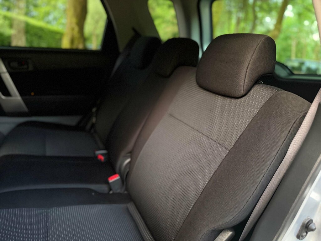 Daihatsu Terios Terios Se Black #35