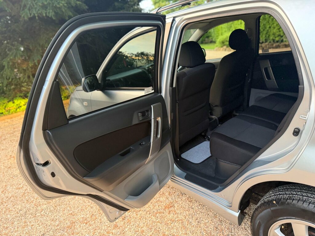 Daihatsu Terios Terios Se Black #31
