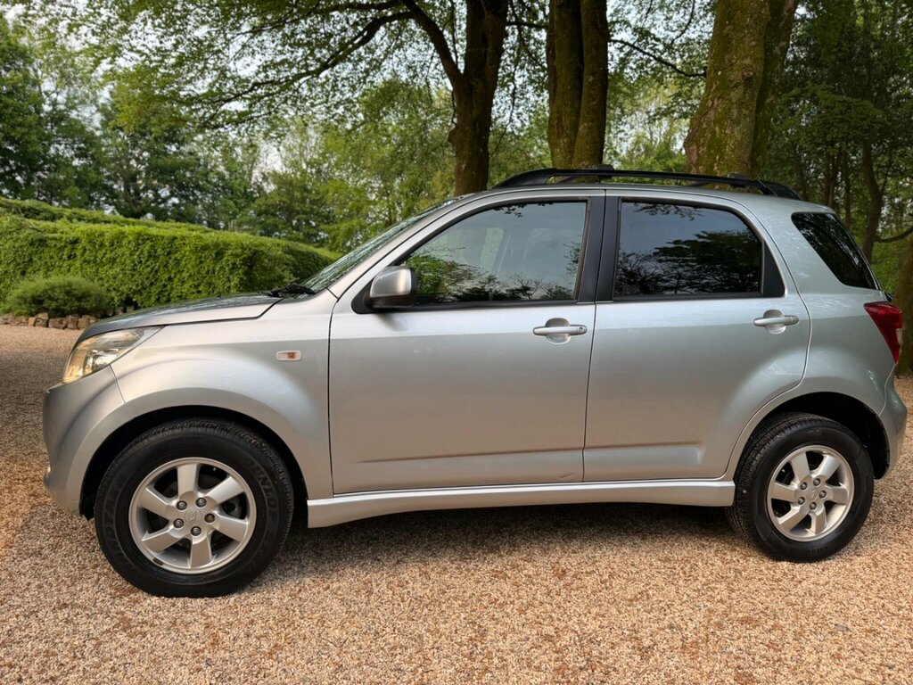 Daihatsu Terios Terios Se Black #12