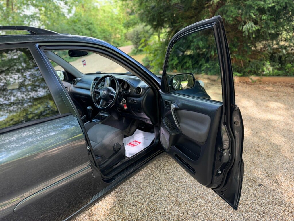 Toyota Rav 4 D-4d Xt5 Black #42