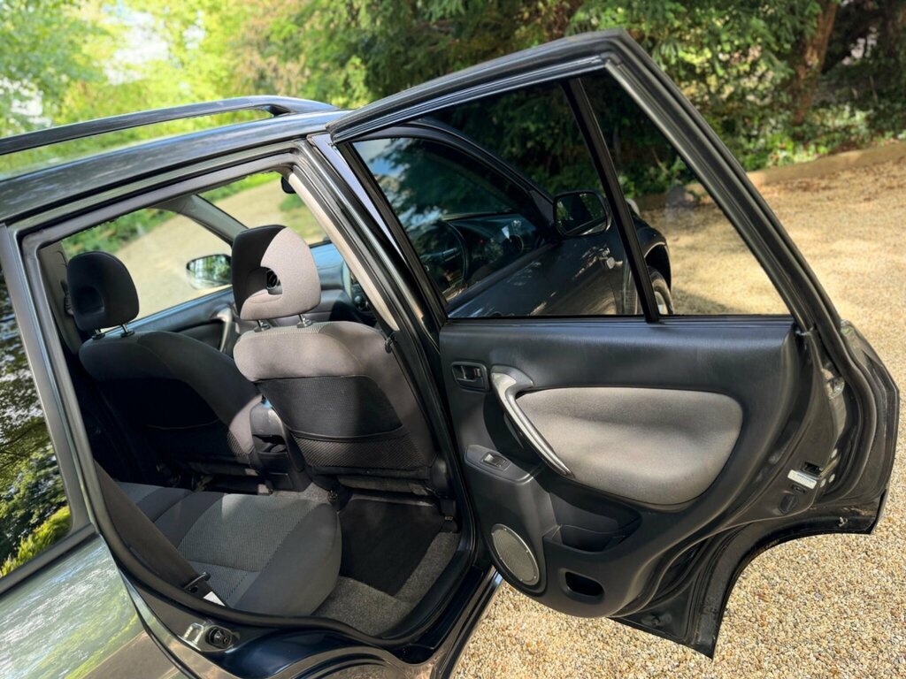 Toyota Rav 4 D-4d Xt5 Black #68