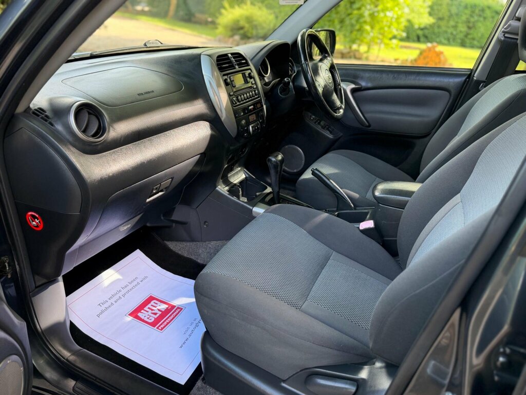Toyota Rav 4 D-4d Xt5 Black #84