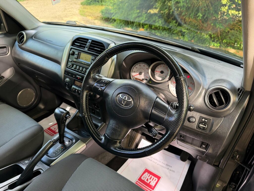 Toyota Rav 4 2.0 Vvt-i Xt-r 4Wd #2