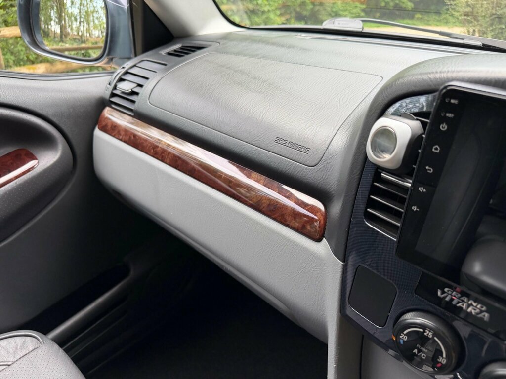 Suzuki Grand Vitara 2.0 16V Suv Red #30