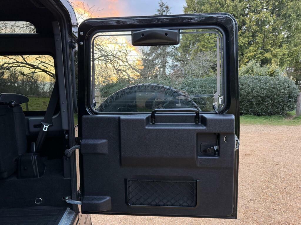 Land Rover Defender 90 Suv Green #29